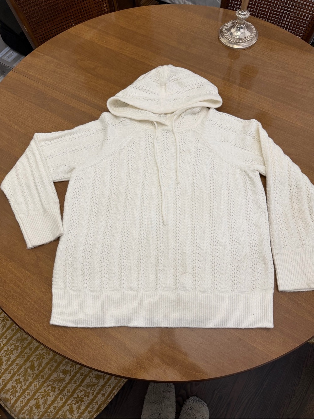 Design History Brand - Women's Cream Hooded Cable-Knit Cozy Sweater (Size L)